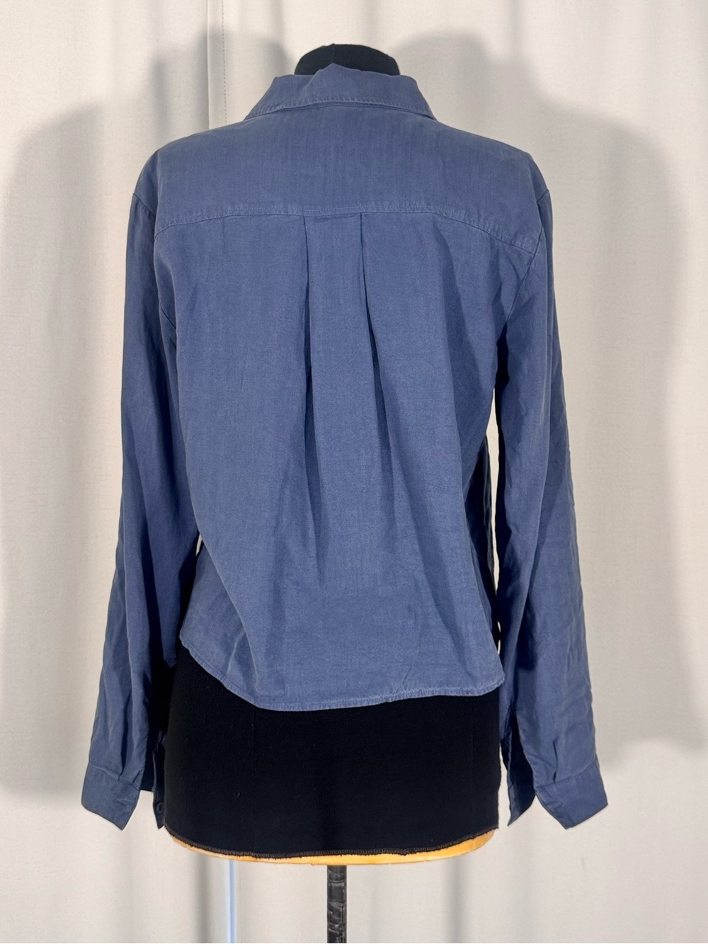 Cloth & Stone Blue Tie-Front Surf Shirt - Picture 5 of 10